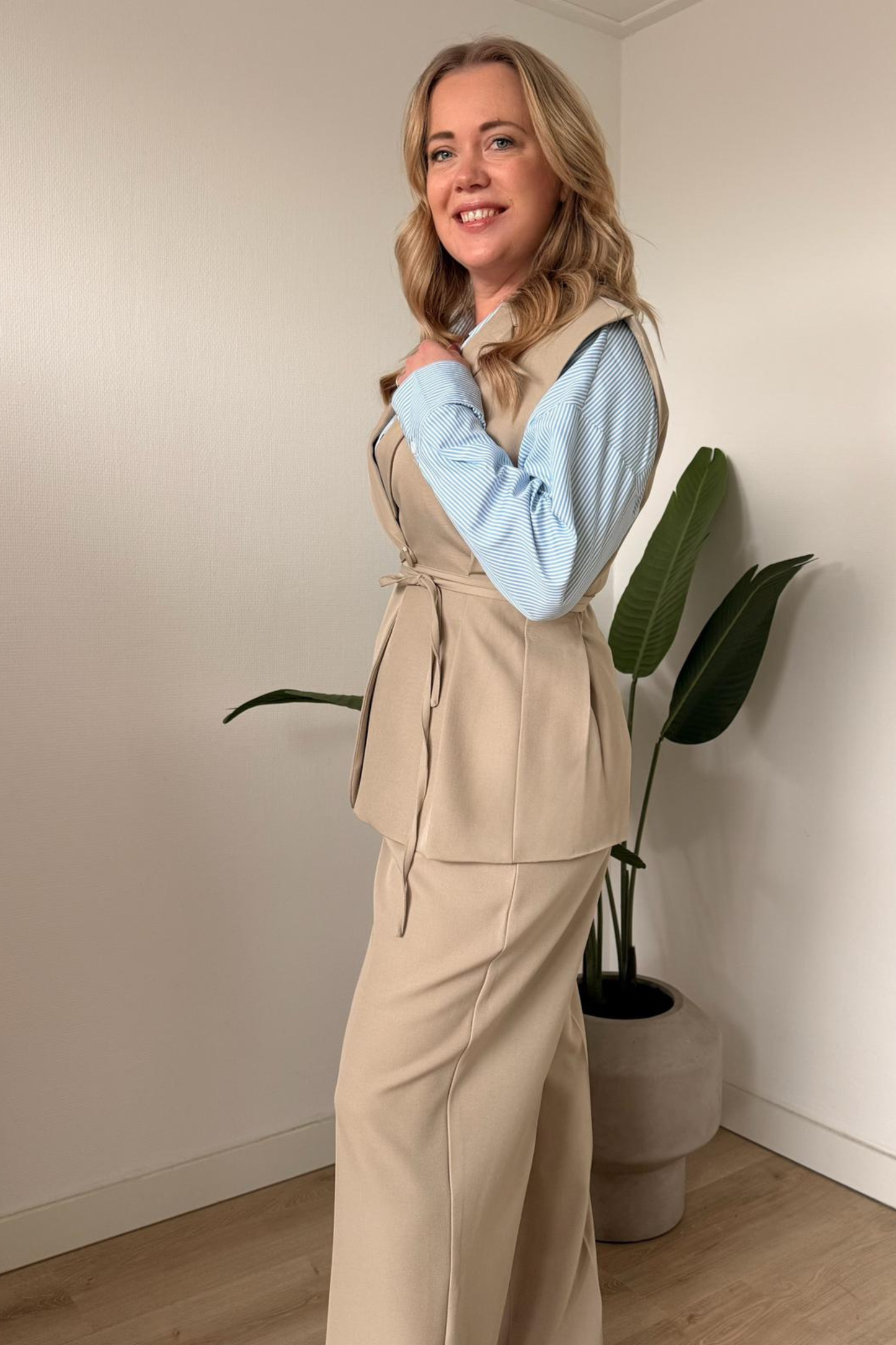 Elevate Pants - Beige