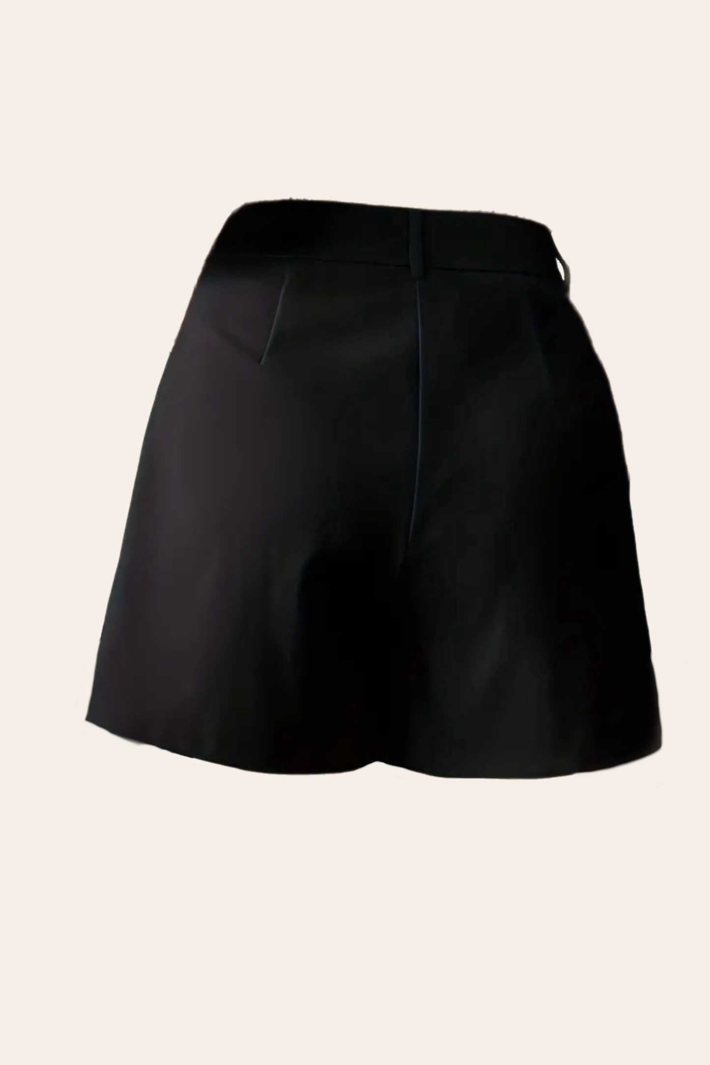 Ease Tailored Shorts – Black