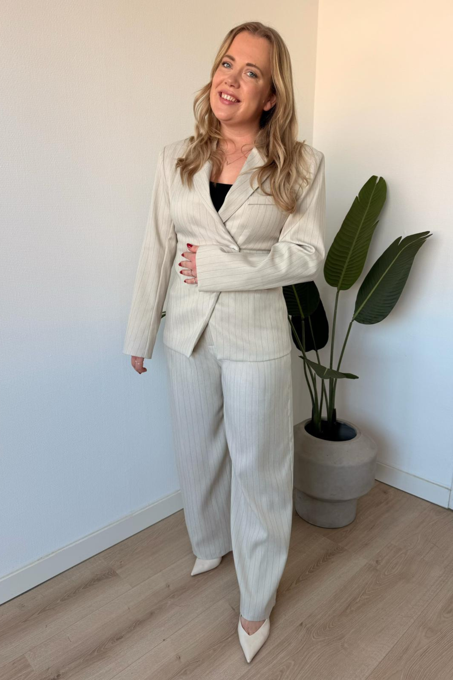 Atelier Krijtstreep Blazer – Beige