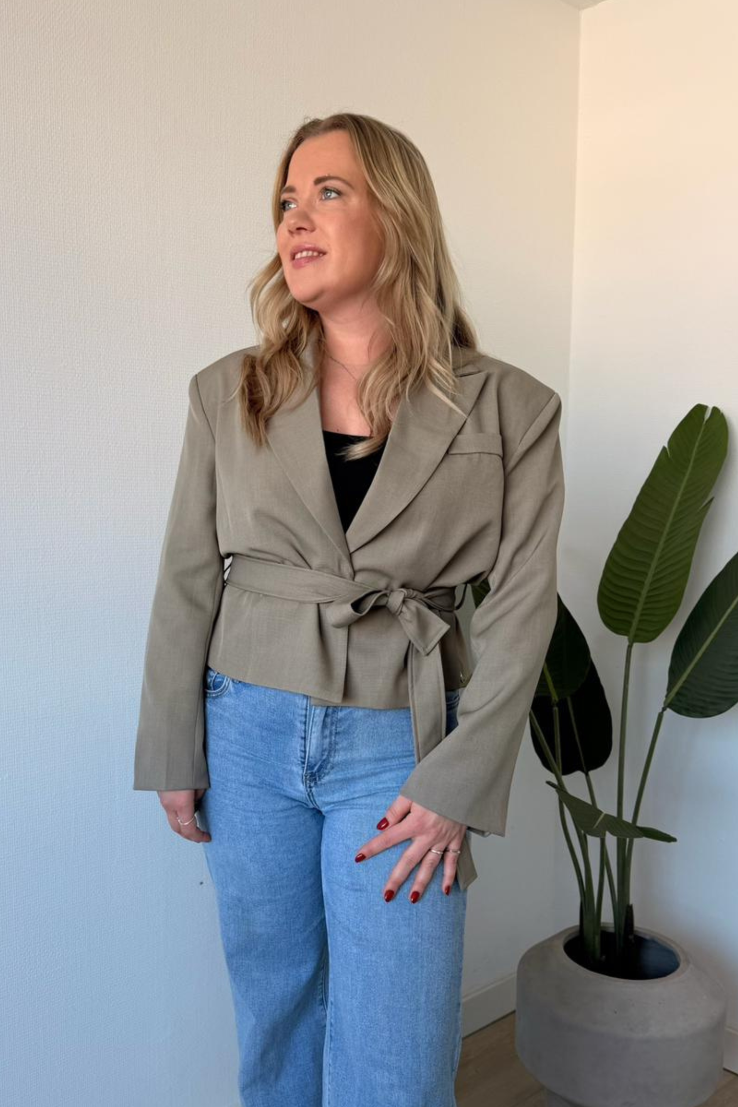 Muse Cropped Blazer – Olive