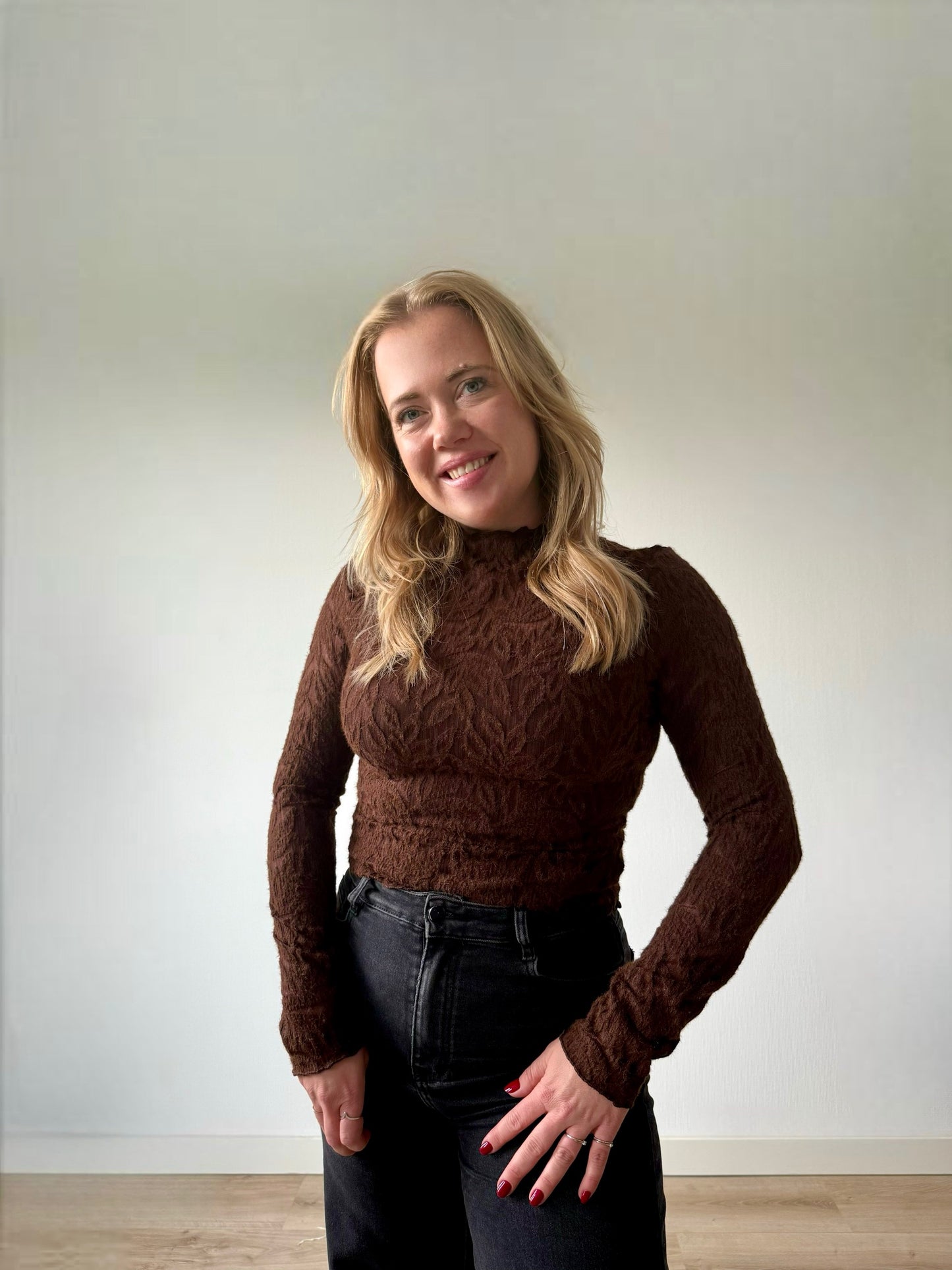 Velvet Leaf Top - Chestnut