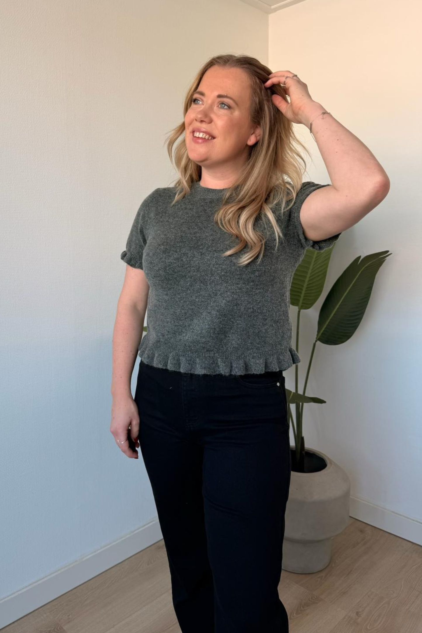 Ruffle Knit Top - Grey