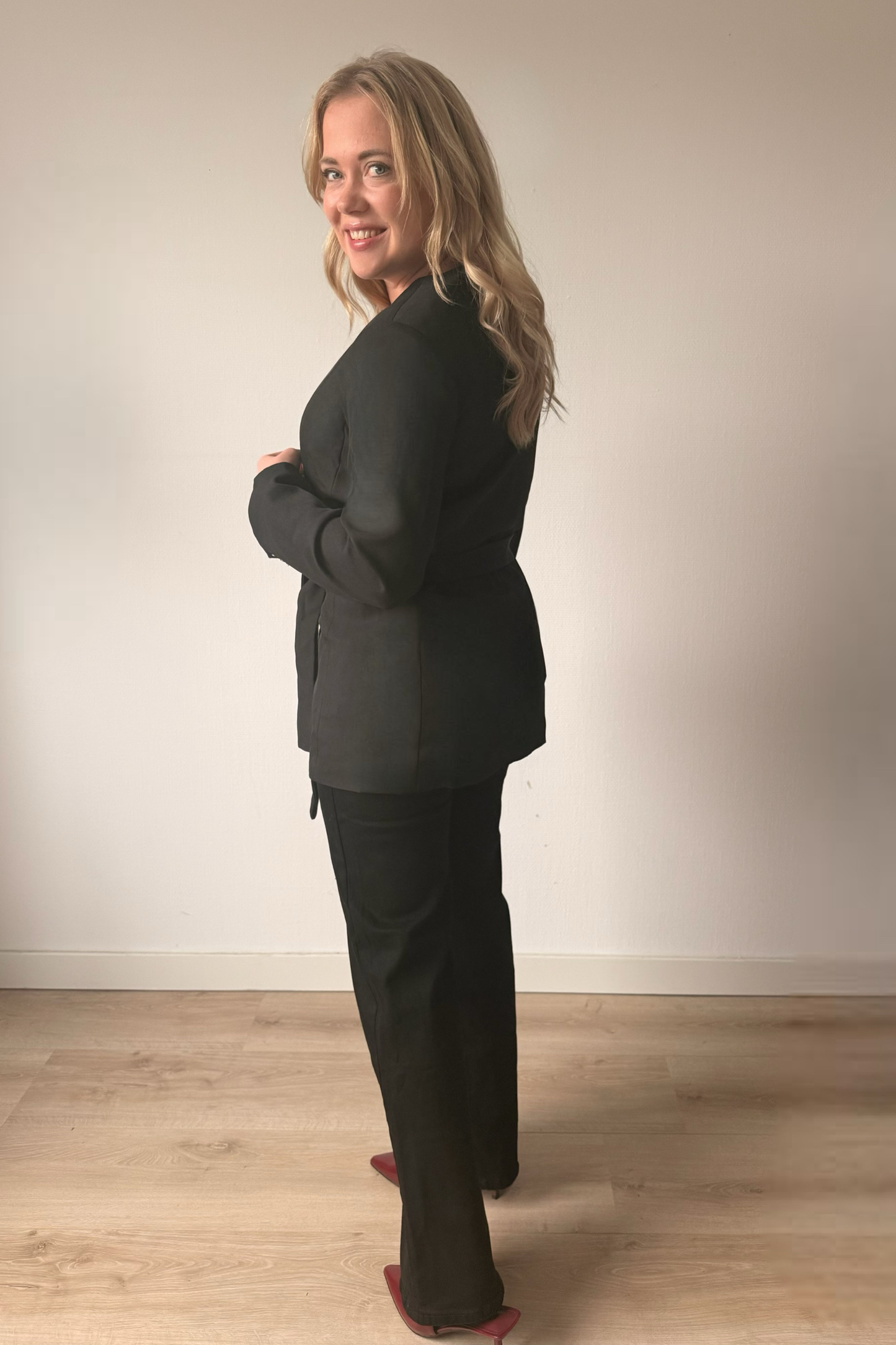 Sculpt Blazer – Black