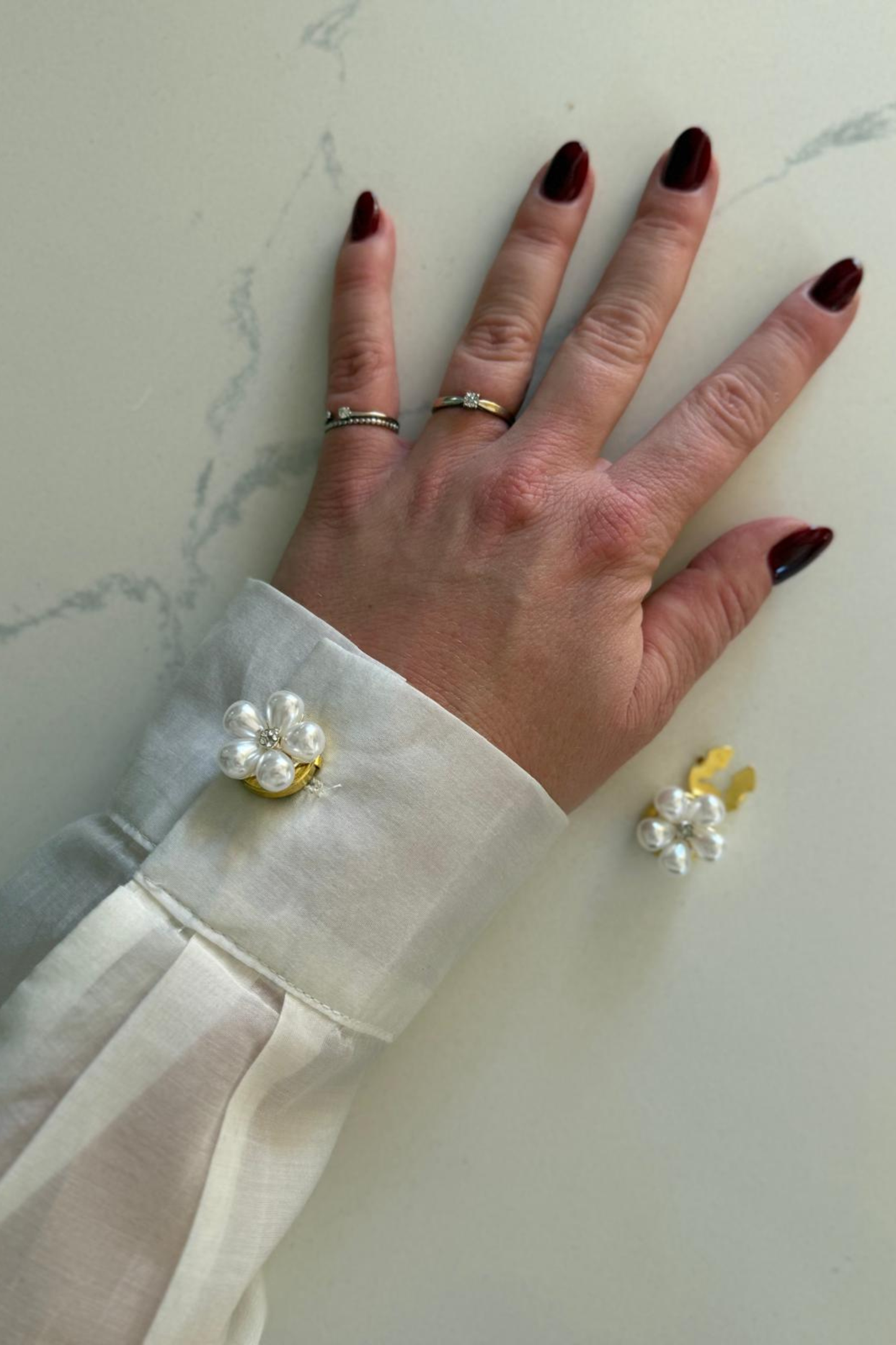 Sunday Charms - Pearl Petal