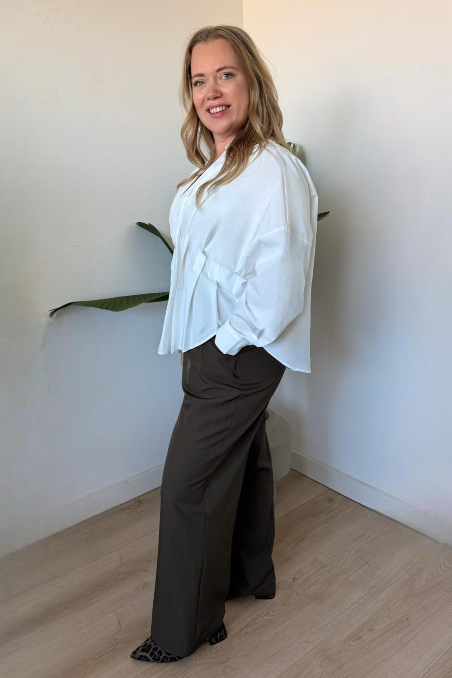 Veil Blouse – Oversized Blouse met Plooien